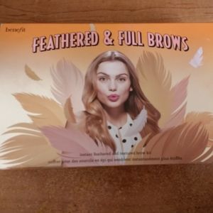 Benefits Feathered & Full Brows